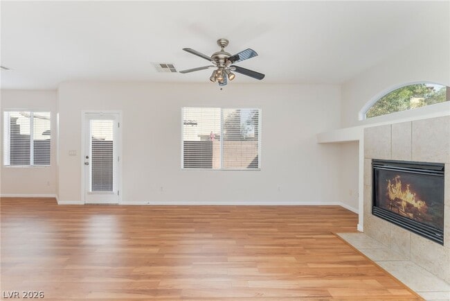 Foto del edificio - 9328 Daffodil Sun Ave