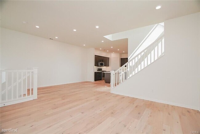 Foto del edificio - 3 br, 3 bath Condo - 79 Plateau
