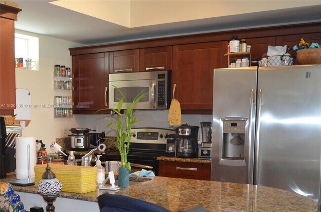 Building Photo - 7275 SW 90th Way