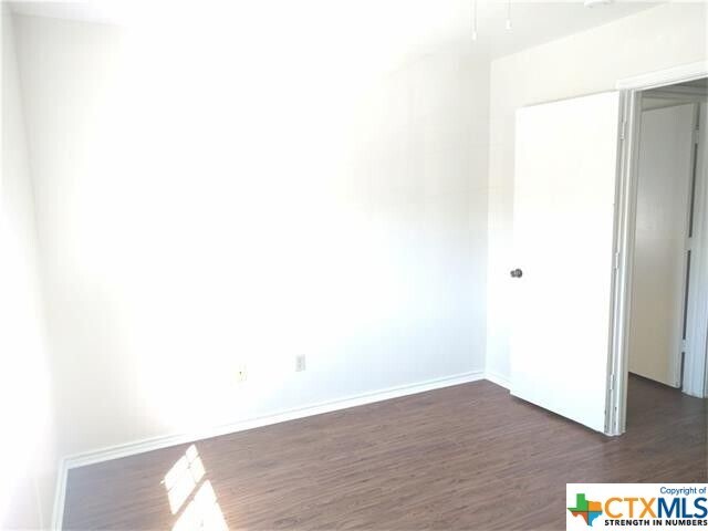 Foto del edificio - 1000 Sagewood Trail