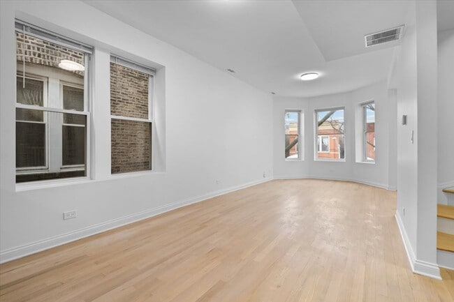 Foto del edificio - 2649 W Thomas St