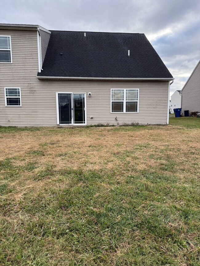 Foto del edificio - 3669 Oakley Ln