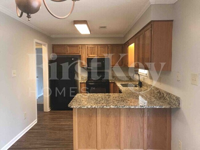 Foto del edificio - 7098 Maryland Ct