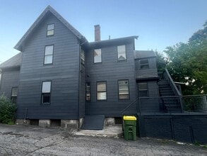 Building Photo - 9 Brewster St