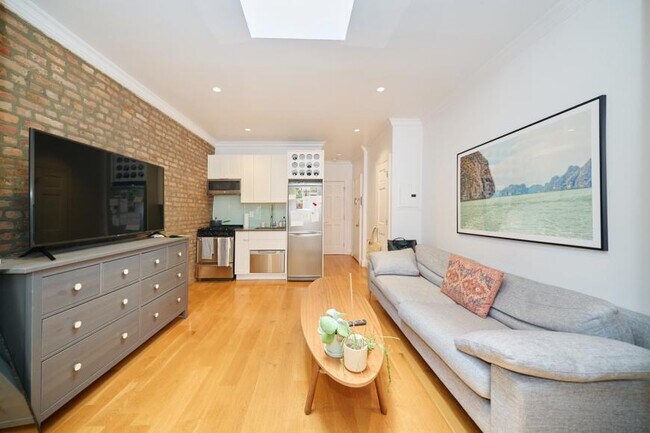 Building Photo - 1 bedroom in New York NY 10075