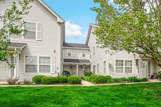 Building Photo - 2588 Dickens Ct