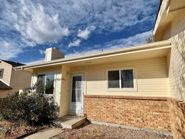 Photo - 2 Bedroom 1 Bath Rancher in Constitution Hills and Minutes to Peterson AFB House