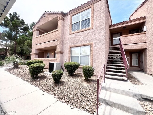 Building Photo - 1150 N Buffalo Dr