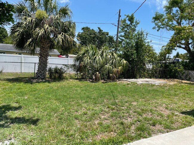 Foto del edificio - 5925 1st St NE