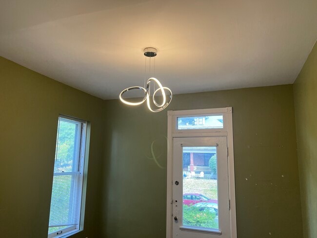 NEW LED LIGHTING - 29 E Northwood Ave