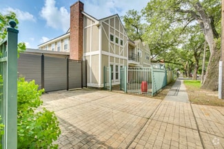 Building Photo - 2307 S Carrollton Ave
