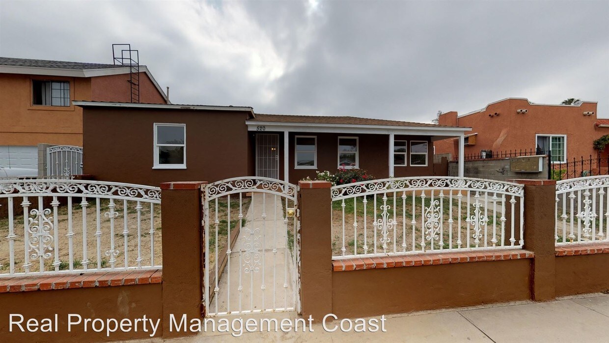Primary Photo - 520 N Olive St