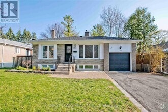 Building Photo - 25 Summerside Crescent