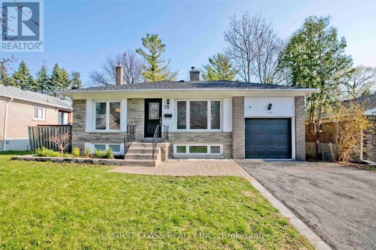 Primary Photo - 25 Summerside Crescent
