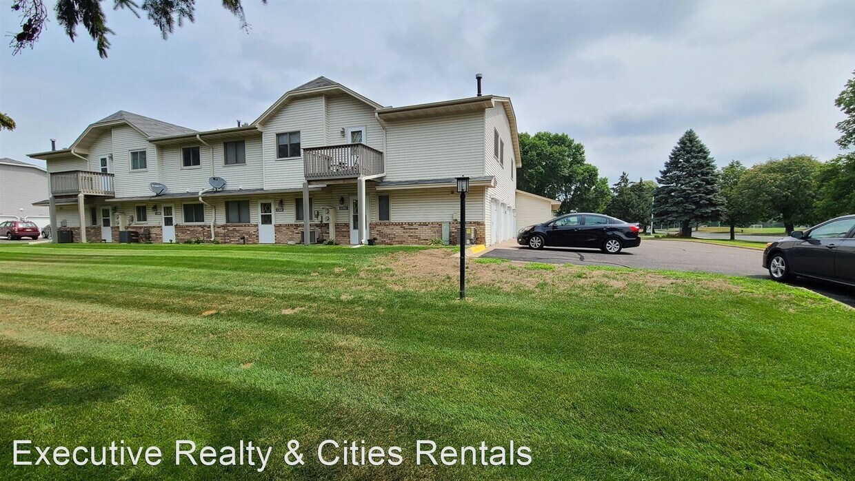 Foto principal - 2 br, 1 bath House - 11302 Ibis St NW