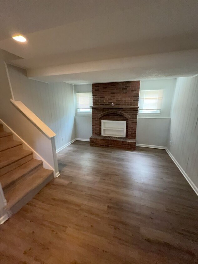 Foto del edificio - 3 BR/2BA | Newly Renovated Single Family Home | Car Covered Parking | Gated backyard