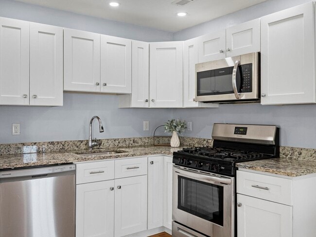 Foto del edificio - 543 Andover St