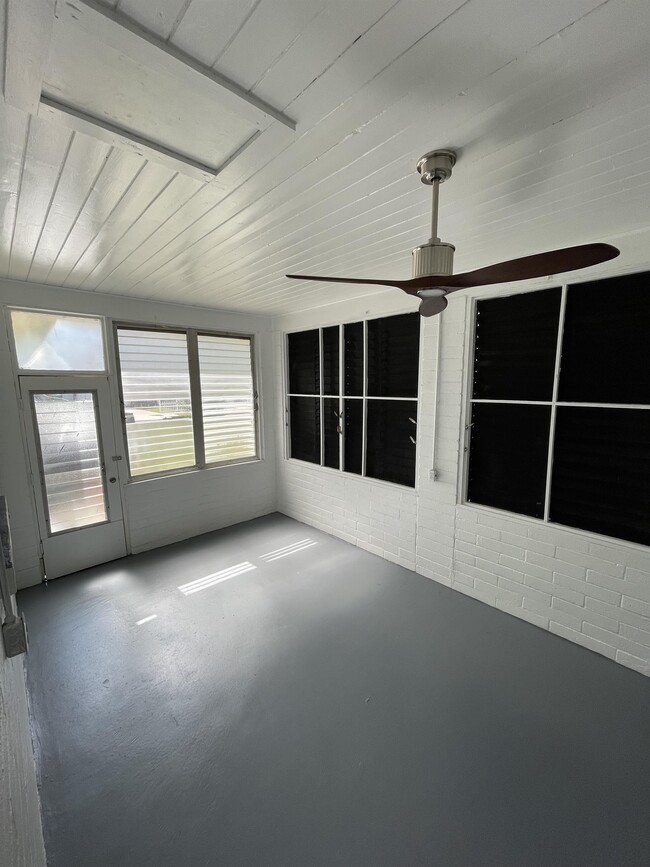 Building Photo - 1415 Asher Ln