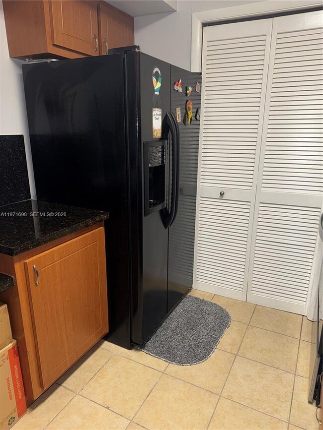 Foto del edificio - 200 Lakeview Dr