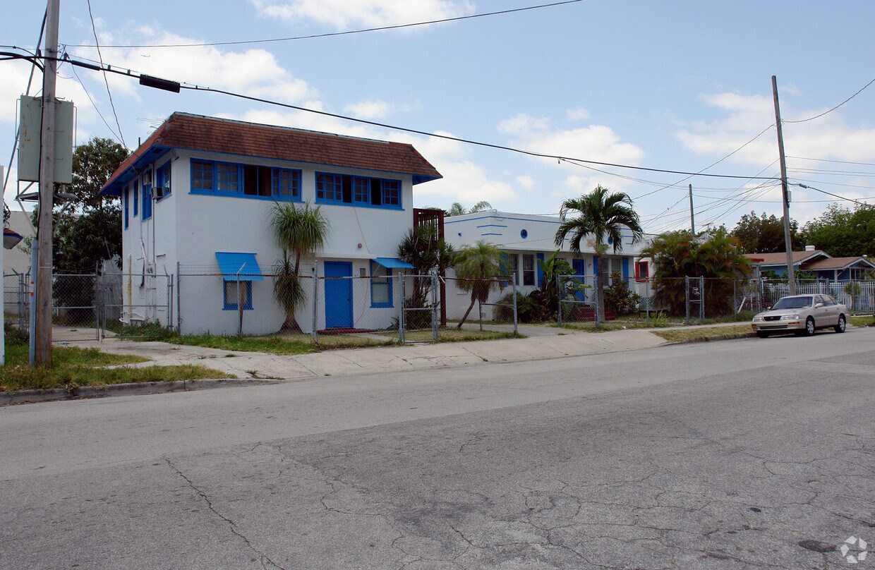 Foto del edificio - 186 NE 27th St