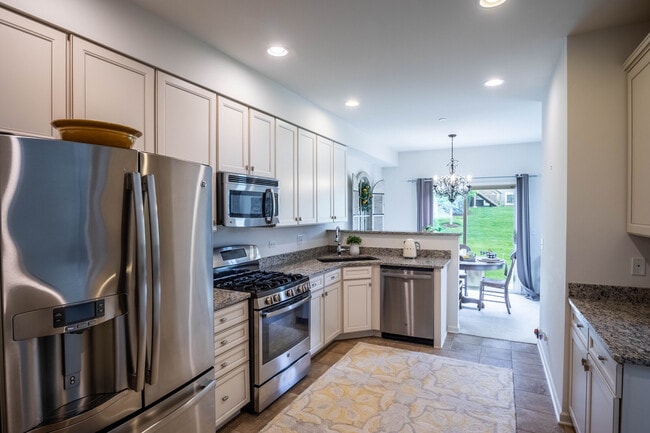 Building Photo - 9875 Williams Dr