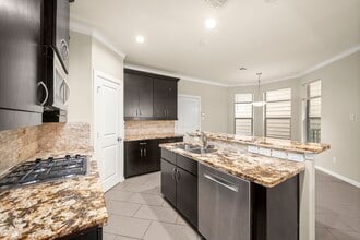 Building Photo - 3517 Bradford St