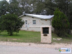 Building Photo - 201 Dorothy Dr