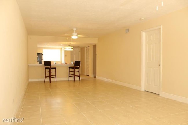 Building Photo - 1707 Palm Beach Trace Dr
