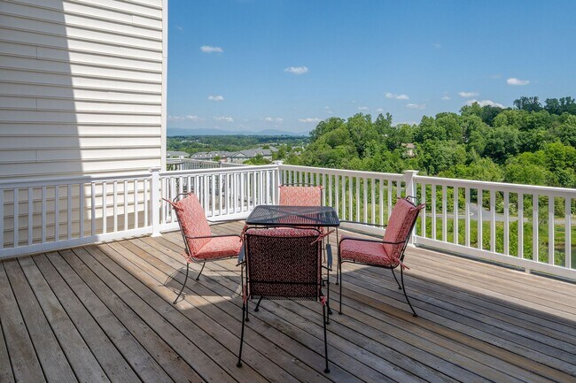 Foto del edificio - 1992 Asheville Dr