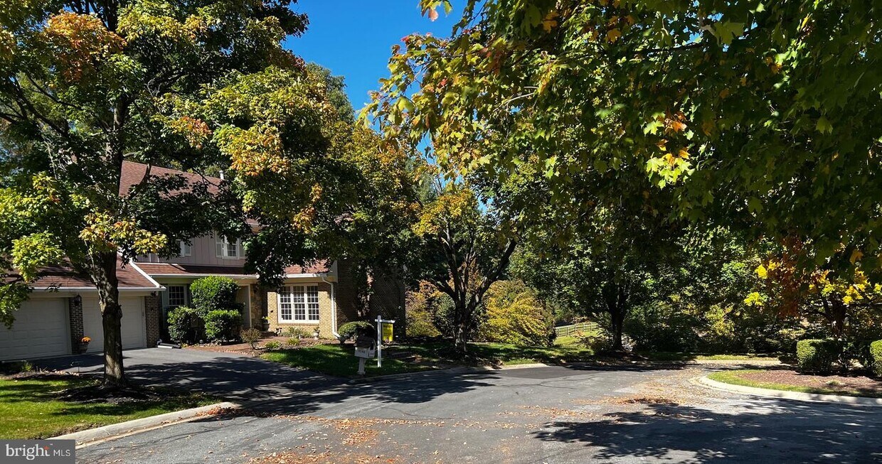 9548 Fox Hollow Dr, Potomac, MD 20854 House Rental in Potomac, MD