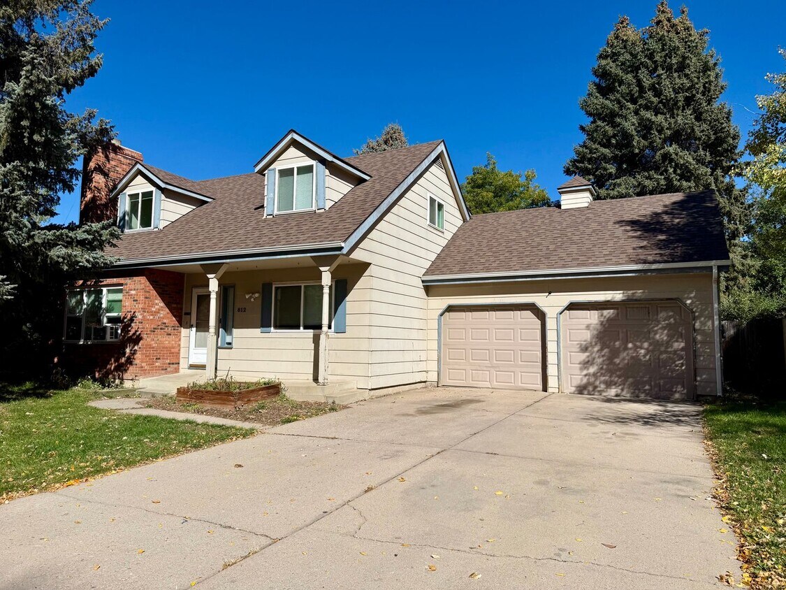 Primary Photo - Spacious 4 Bed, 2.5 Bath Home in Fort Collins