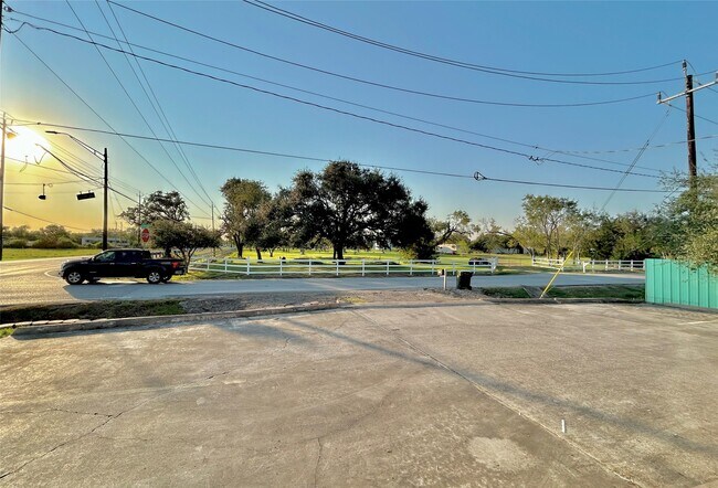 Foto del edificio - 927 27th St