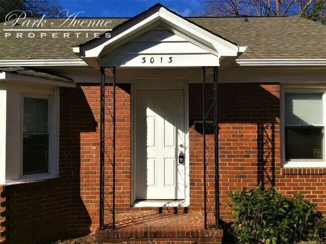 Building Photo - 3013 Rush Ave