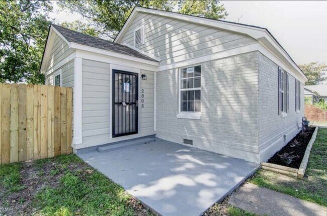 Building Photo - Stunning Newly Renovated Home Available fo...