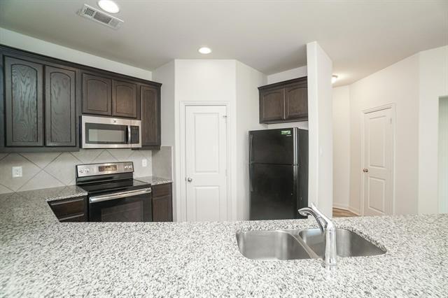 Foto del edificio - 349 Lead Creek Dr