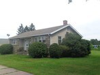 Foto principal - Nice 3BR/1BA Ranch Home - 895/Month