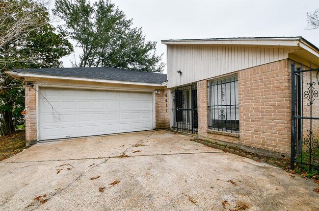 Building Photo - 6411 Teal Run Dr