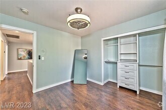 Building Photo - 11263 Andreola Ct