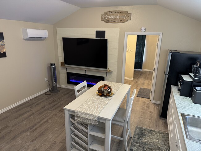 Building Photo - 2021 County Road 75