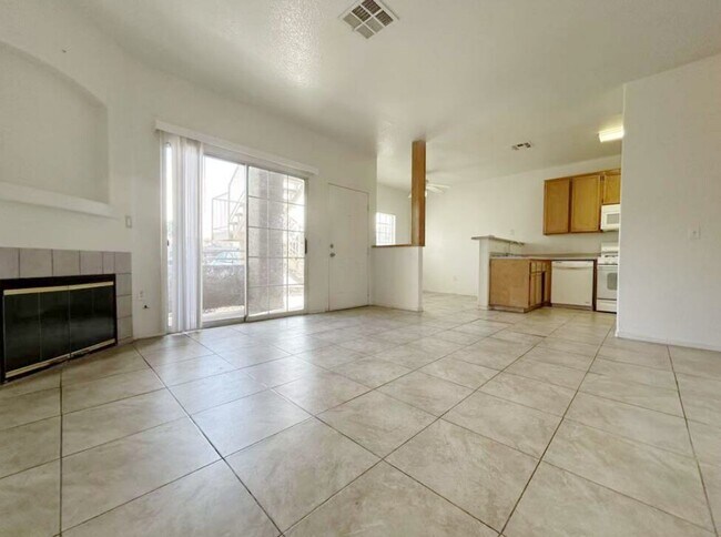 Foto del edificio - 4730 E Craig Rd