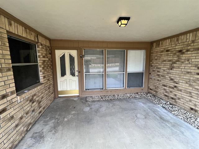 Building Photo - 2029 Springwood Pl
