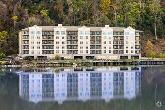 Building Photo - 3001 River Towne Way