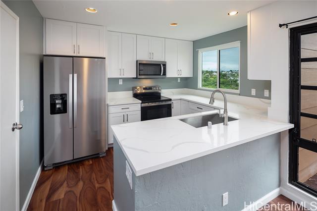 Building Photo - 92-1333-1333 Panana St