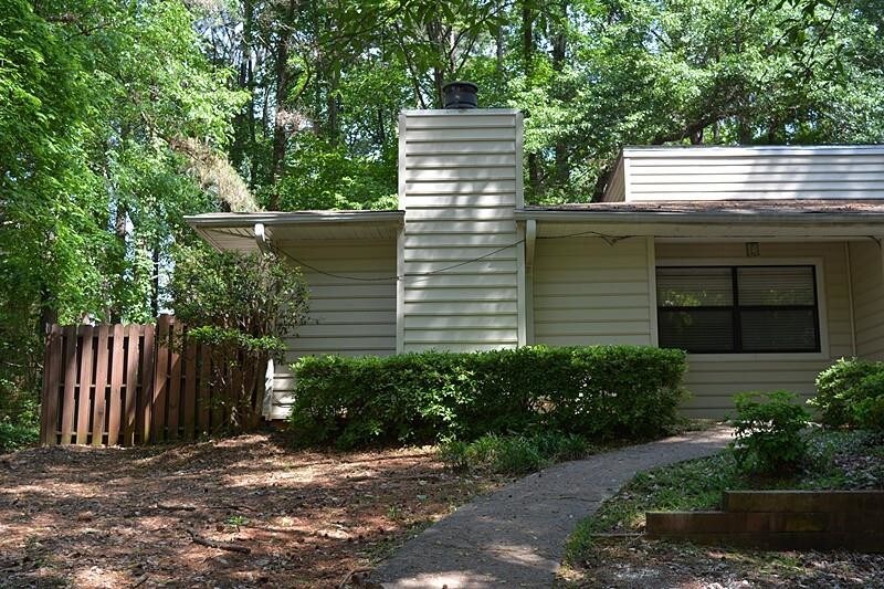 Primary Photo - 5345 Lambert Dr
