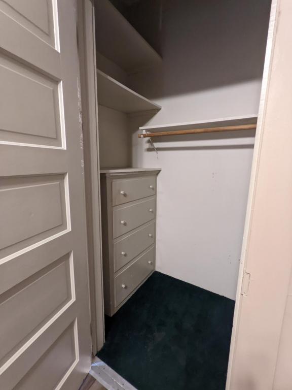 Foto del edificio - 208 E Main St