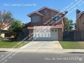 Building Photo - 7501 Canyon Clover Dr