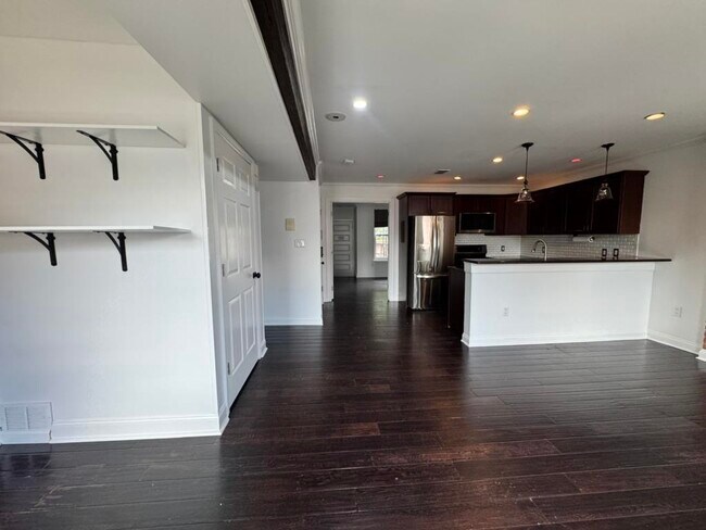 Foto del edificio - 270 3rd St