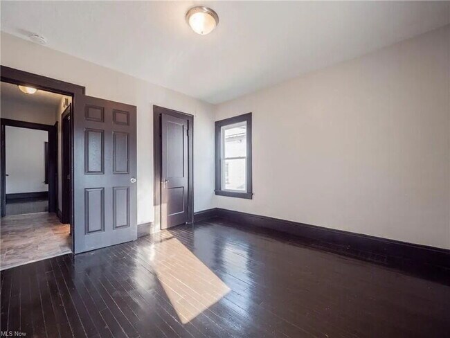 Foto del edificio - 2179 W 106th St