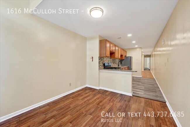 Building Photo - 1616 McCulloh St