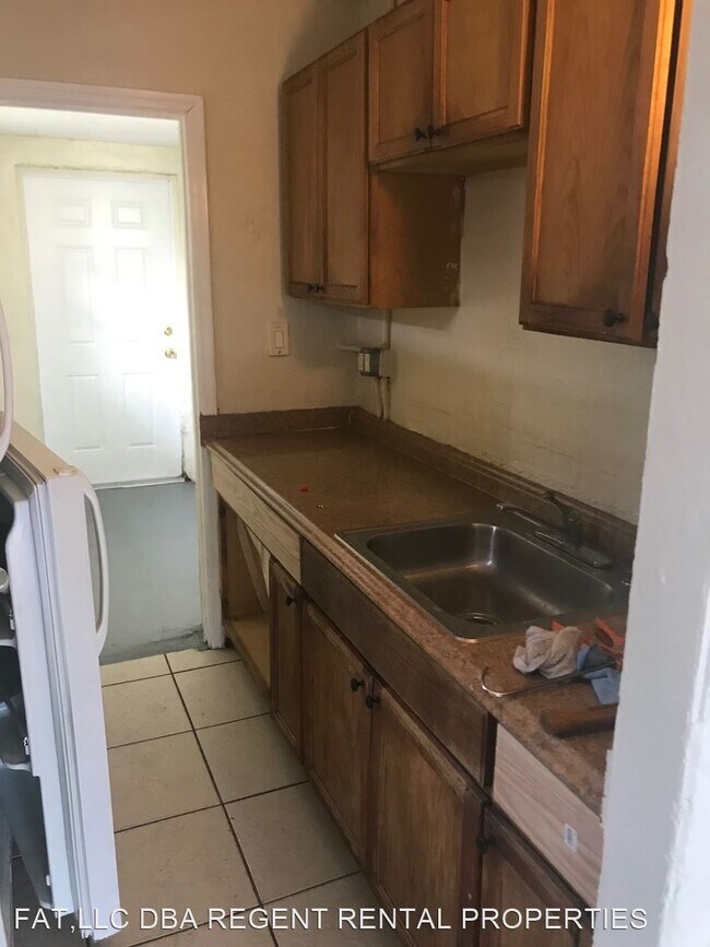 Foto del edificio - 2 br, 2 bath House - 1611 NW 7 COURT